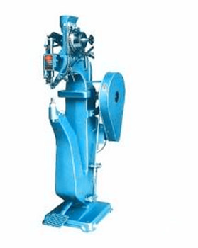 如何判斷所采購的氣壓鉚接機是否性價比高?