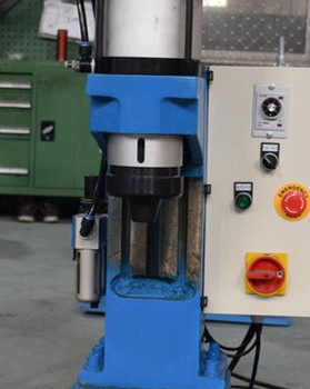 采購一臺液壓鉚接機要多少錢?