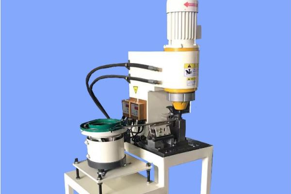 自動送料鉚接設備到底有哪些優勢? 圖2