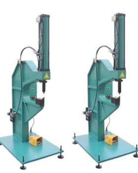 怎么選擇氣壓鉚接機生產廠家？